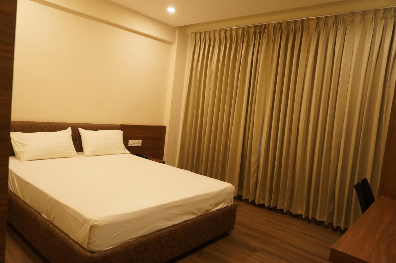 Hotel Bekal International Kāsaragod Buitenkant foto